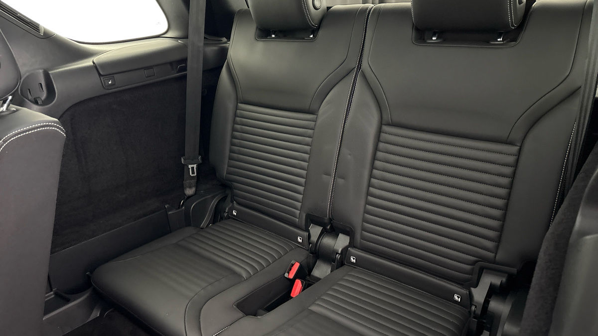 Land Rover Discovery Image 26