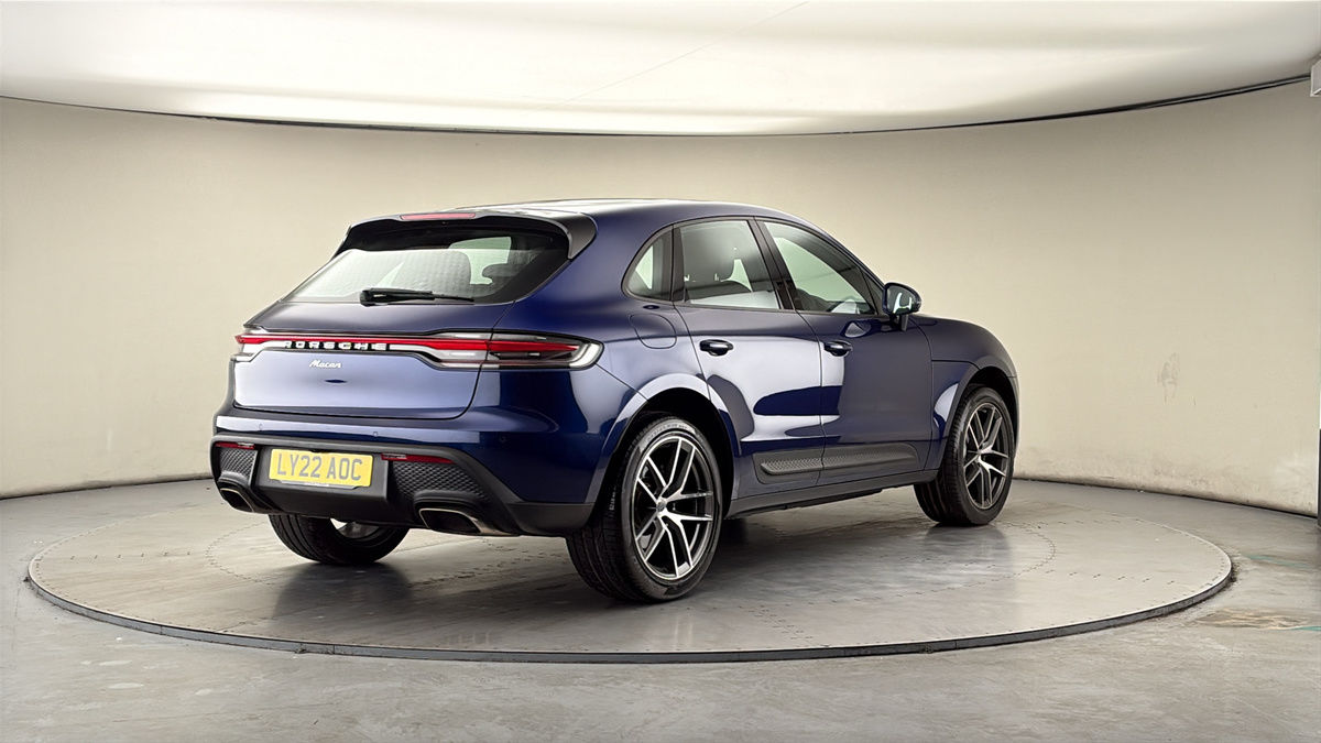 More views of Porsche Macan