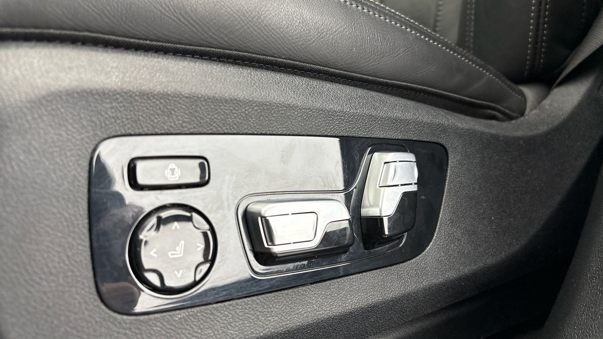 BMW X7 Image 38