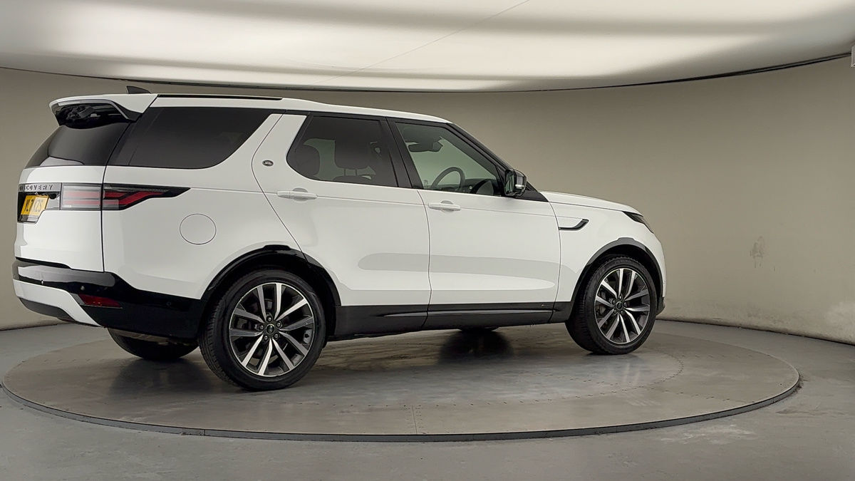 More views of Land Rover Discovery