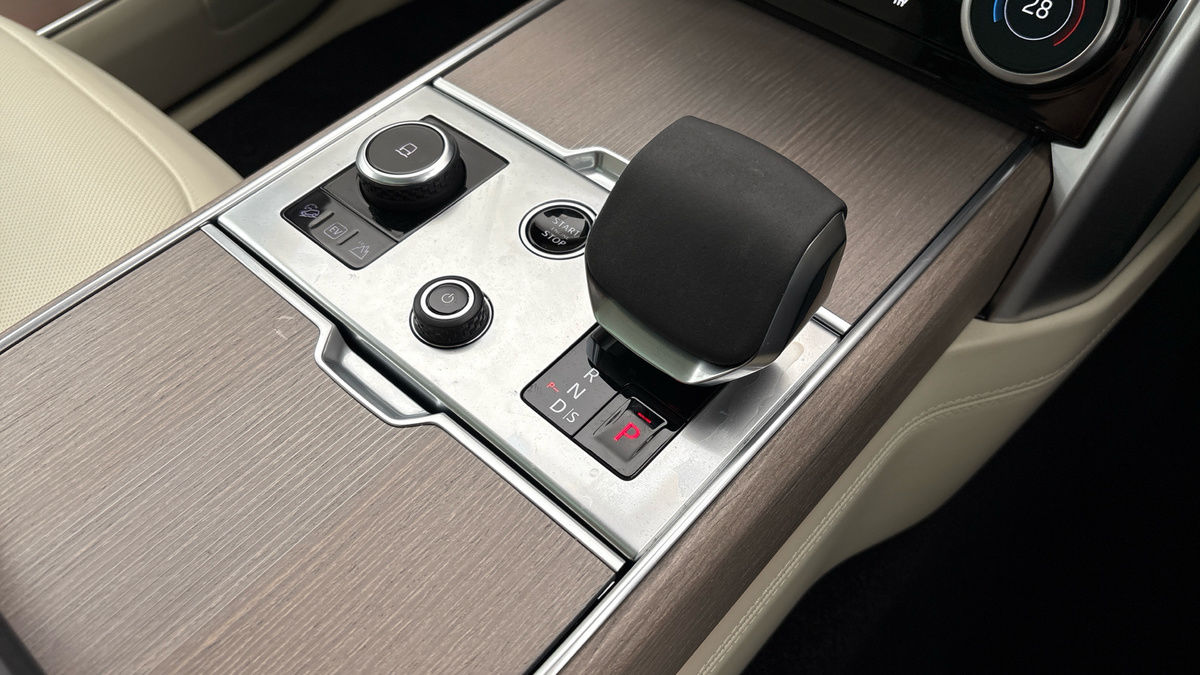 Land Rover Range Rover Image 18