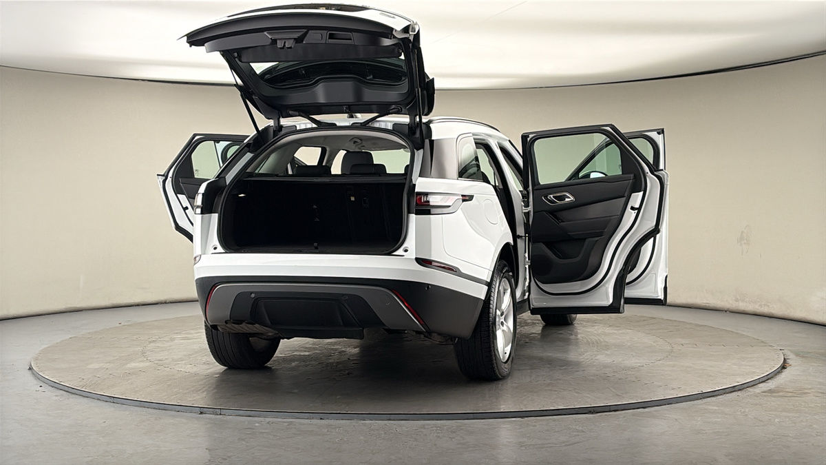 More views of Land Rover Range Rover Velar