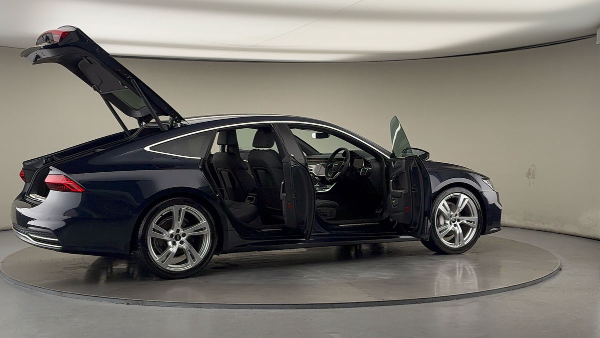 More views of Audi A7