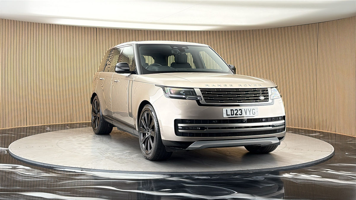 More views of Land Rover Range Rover