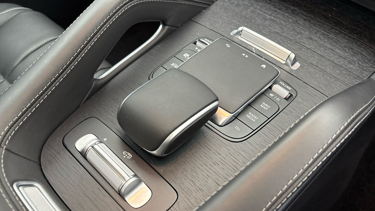 Mercedes-Benz GLS Image 18