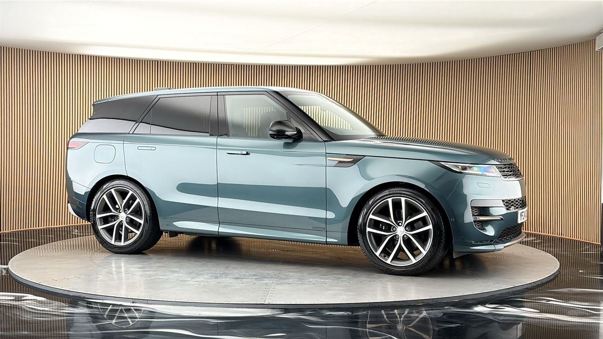 More views of Land Rover Range Rover Sport
