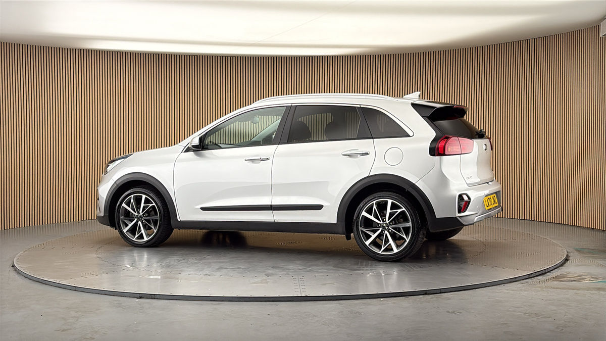 More views of Kia Niro