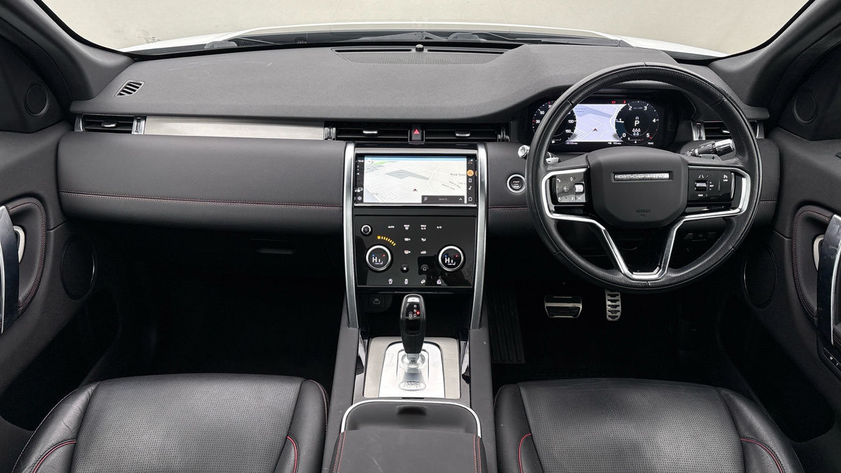 Land Rover Discovery Sport Image 12