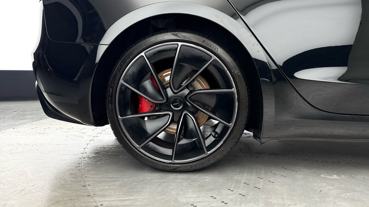 Tesla Model 3 Image 19