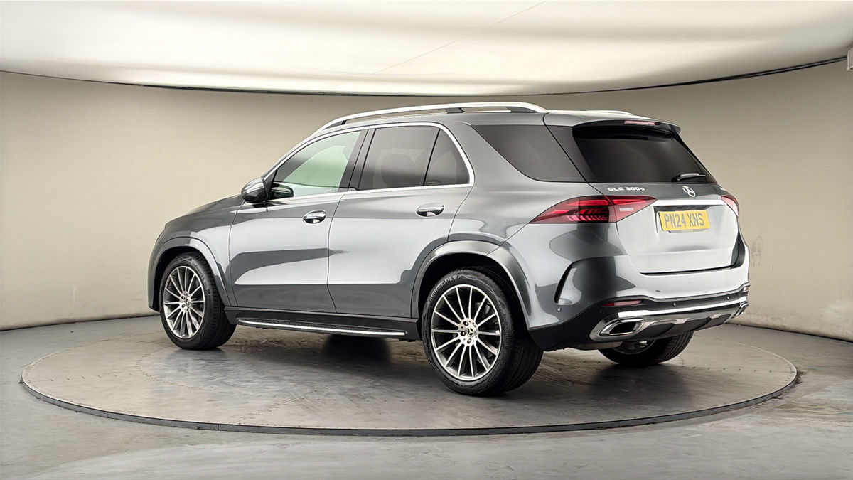 More views of Mercedes-Benz GLE