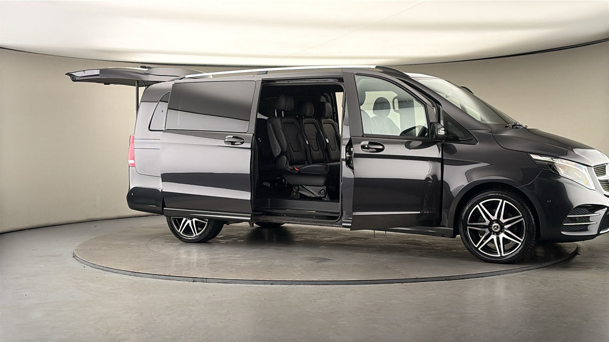 More views of Mercedes-Benz V Class