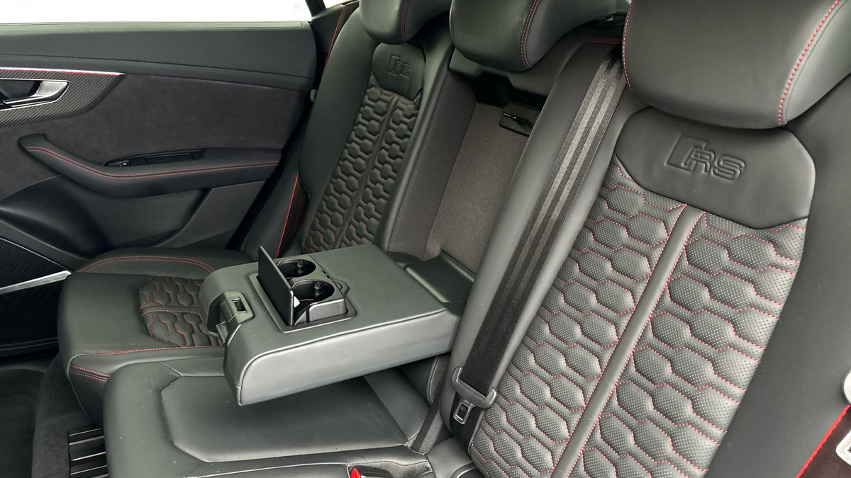 Audi RSQ8 Image 9