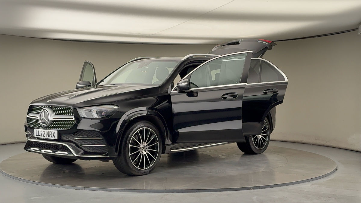 More views of Mercedes-Benz GLE
