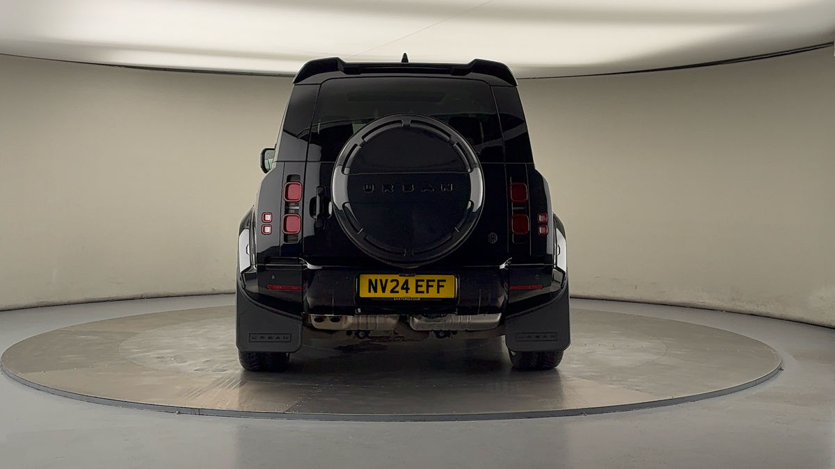 More views of Land Rover Defender 110