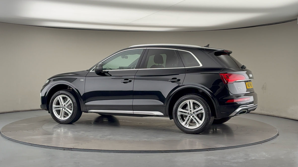 More views of Audi Q5