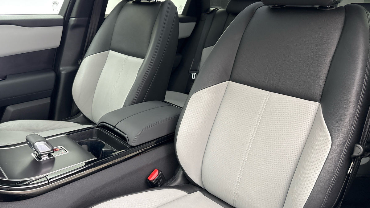 Land Rover Range Rover Velar Image 7