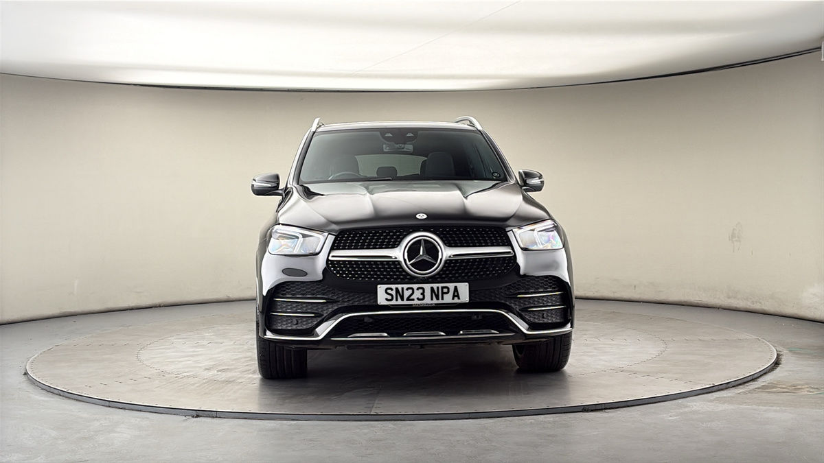 More views of Mercedes-Benz GLE