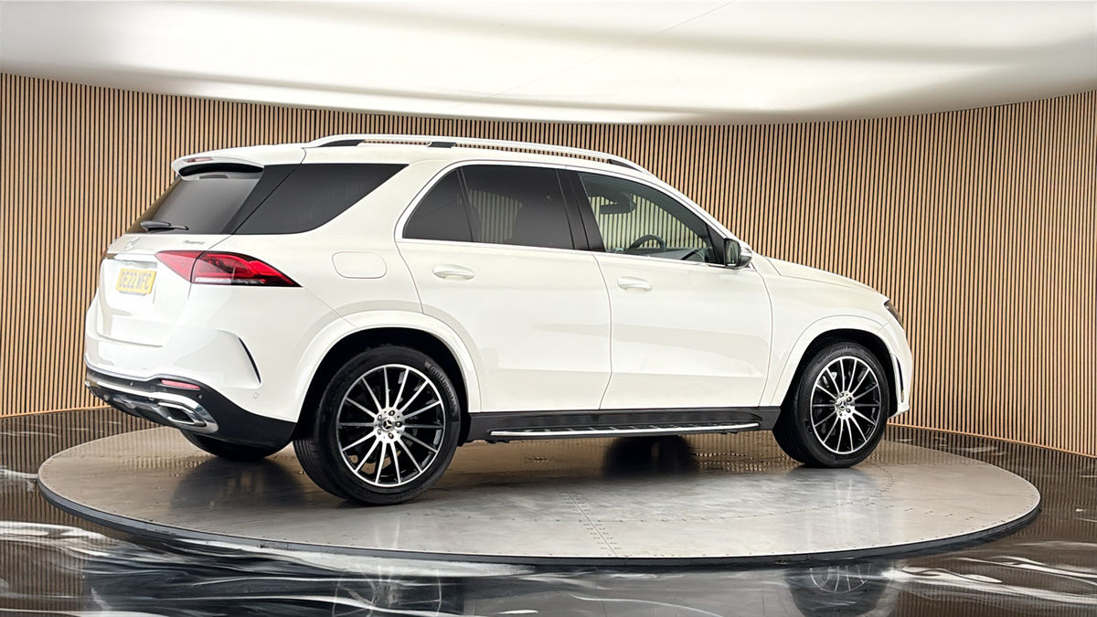 More views of Mercedes-Benz GLE