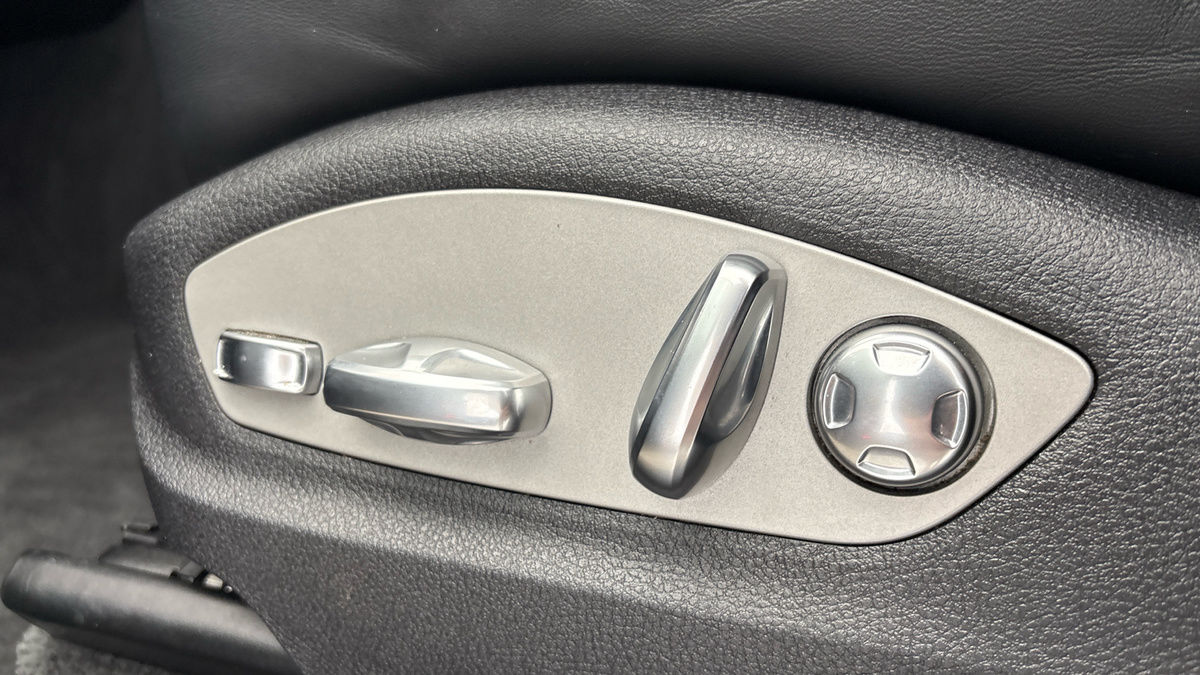 Porsche Macan Image 30