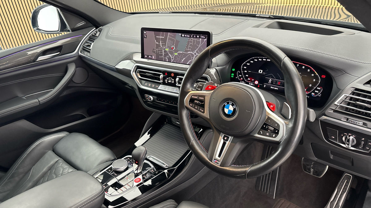 More views of BMW X4 M