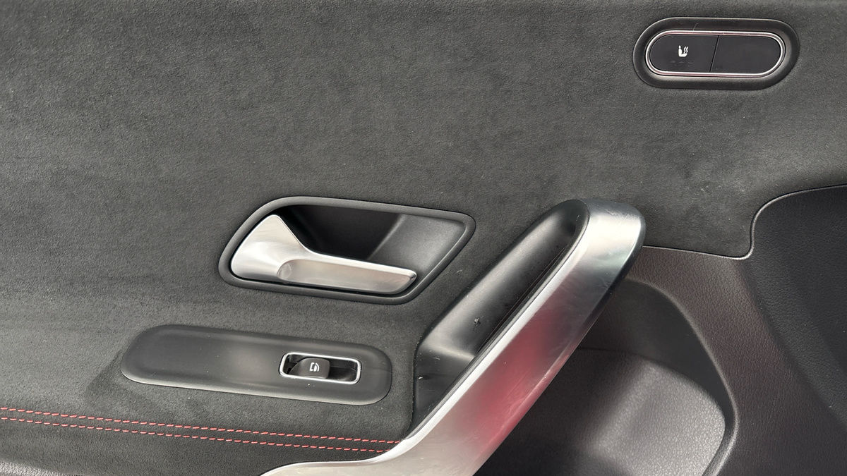 Mercedes-Benz A Class Image 19