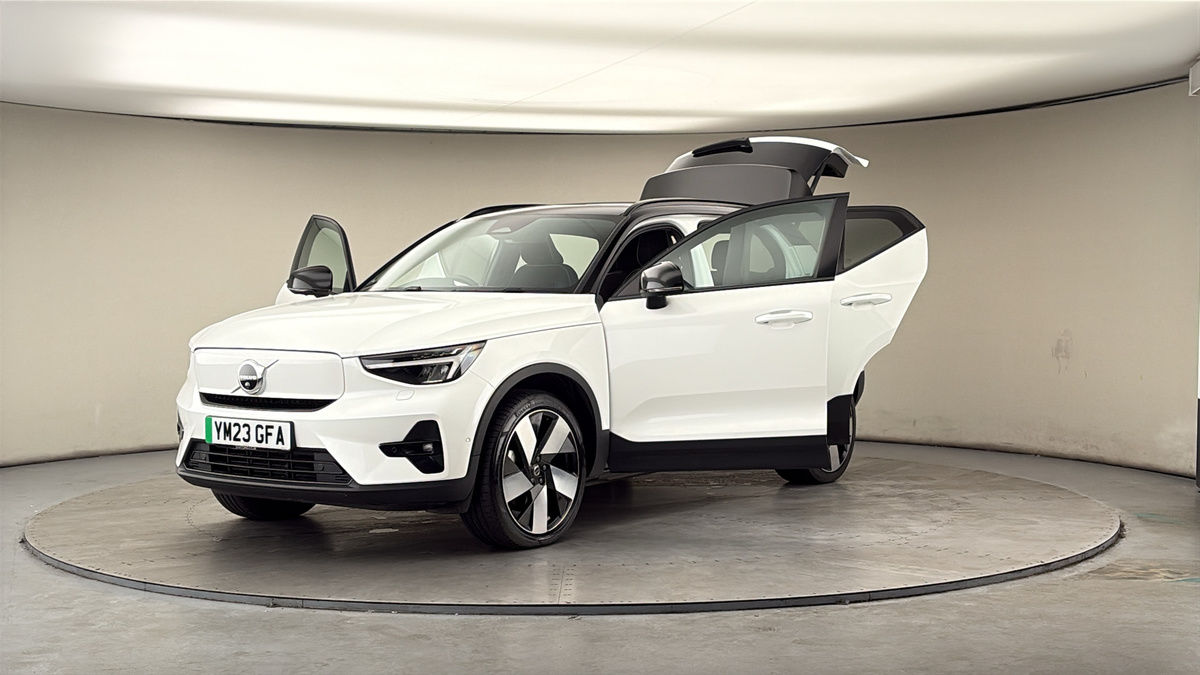 More views of Volvo XC40