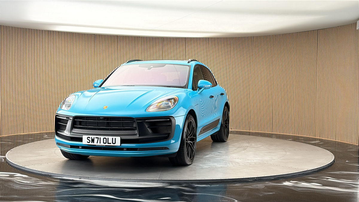 More views of Porsche Macan