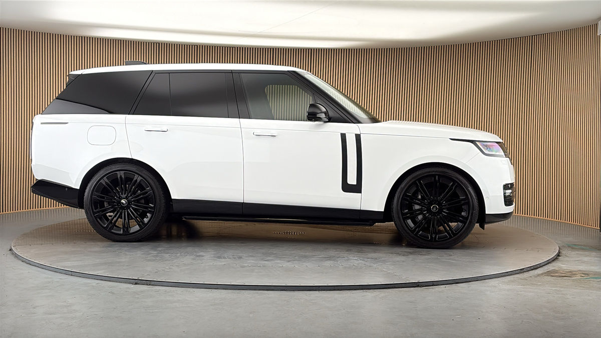 More views of Land Rover Range Rover