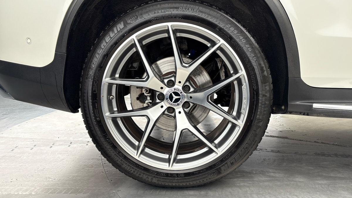 Mercedes-Benz GLC Image 10