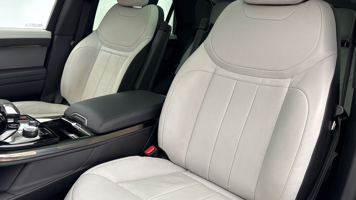 Land Rover Range Rover Sport Image 7
