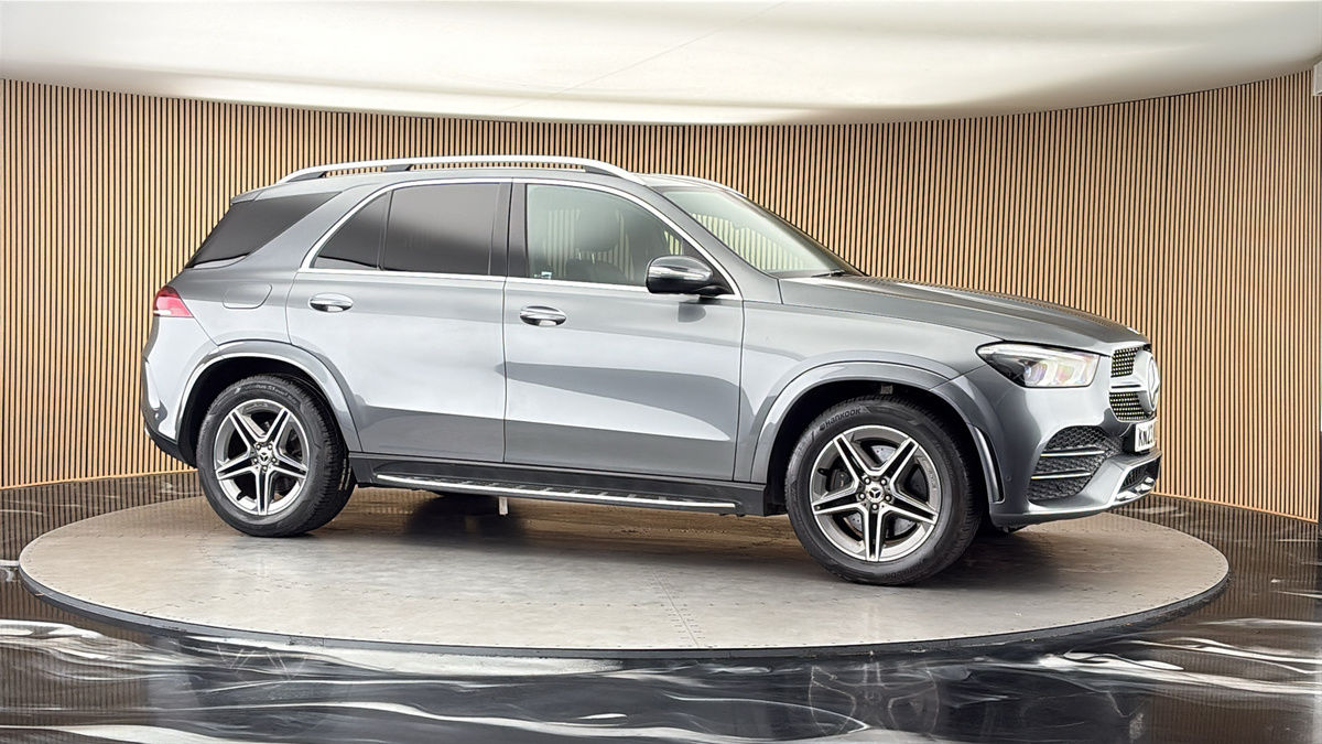 More views of Mercedes-Benz GLE