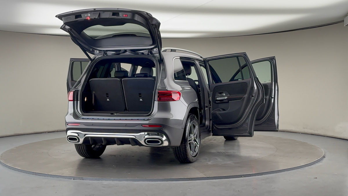More views of Mercedes-Benz GLB