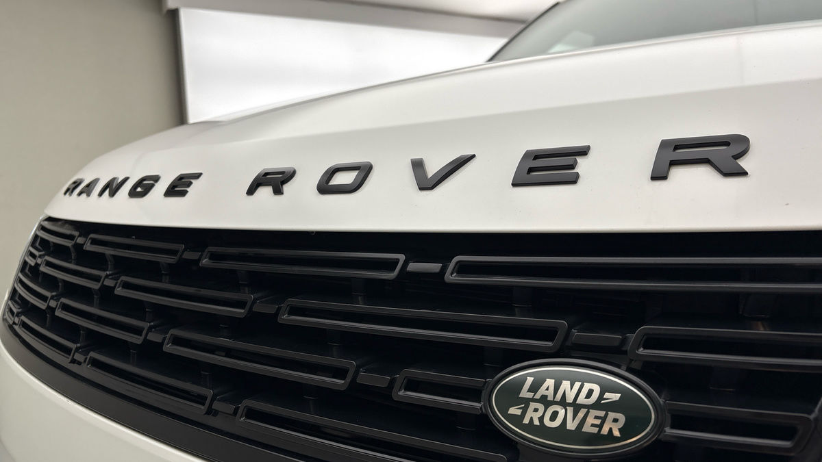 Land Rover Range Rover Sport Image 24