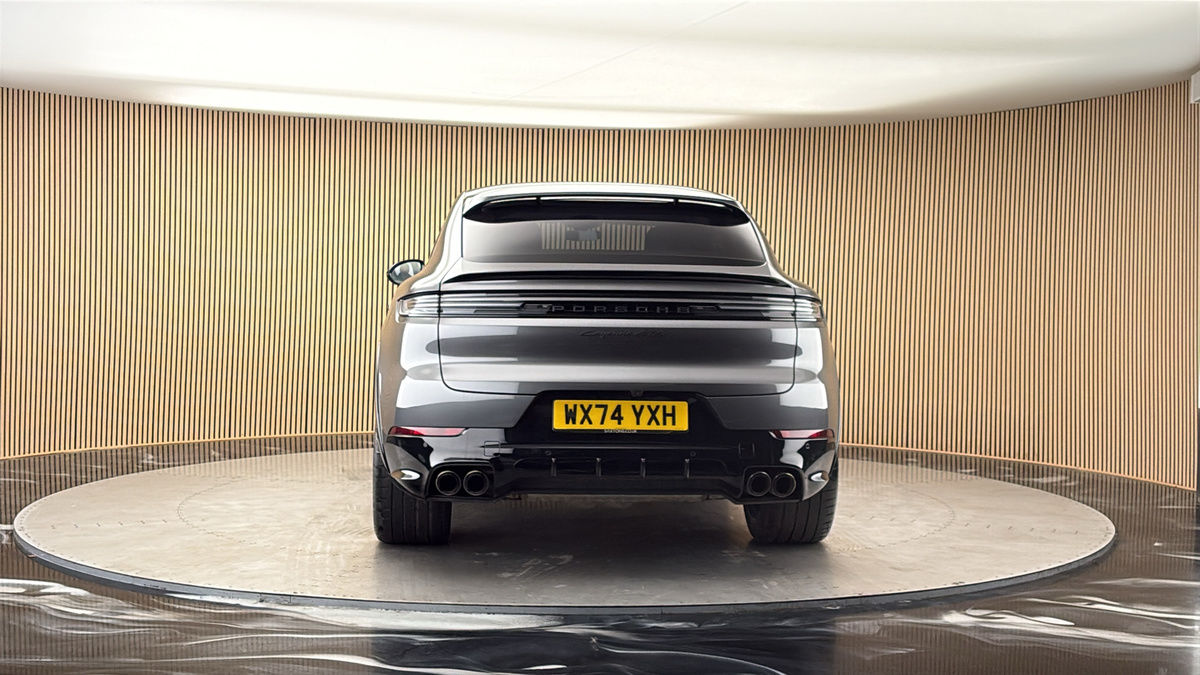 More views of Porsche Cayenne