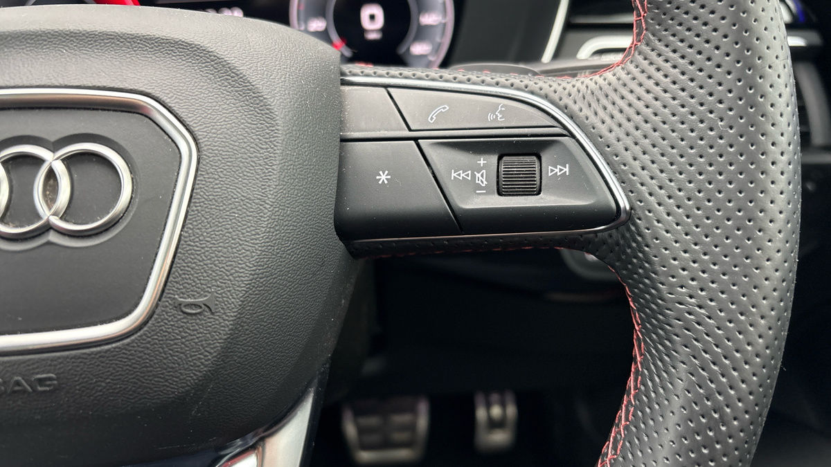 Audi S4 Avant Image 14