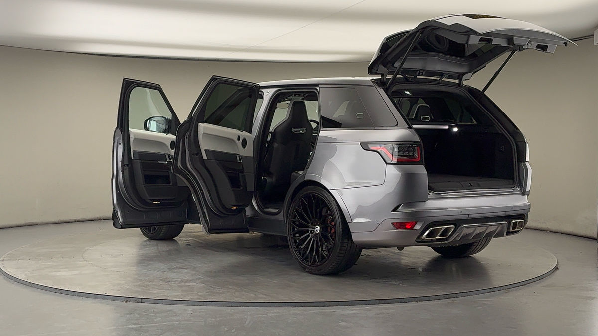 More views of Land Rover Range Rover Sport