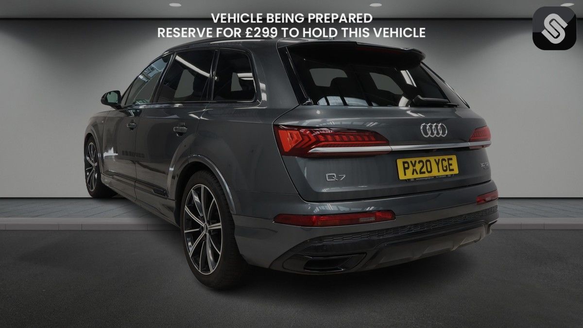 Audi Q7 Image 3