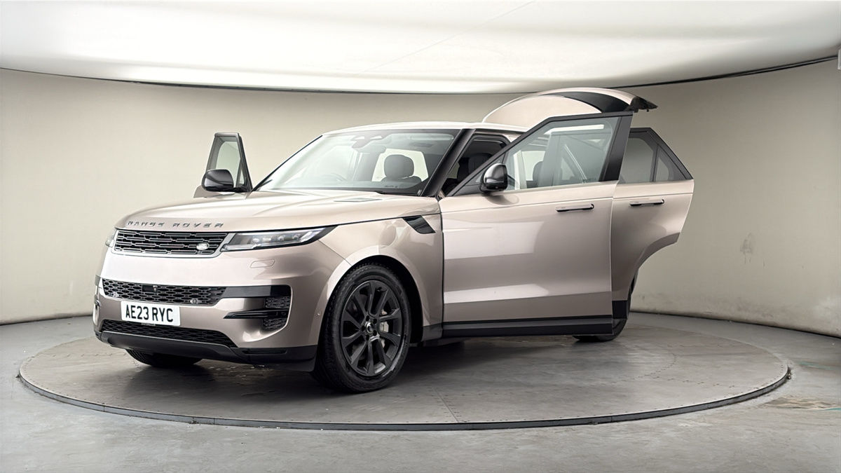 More views of Land Rover Range Rover Sport