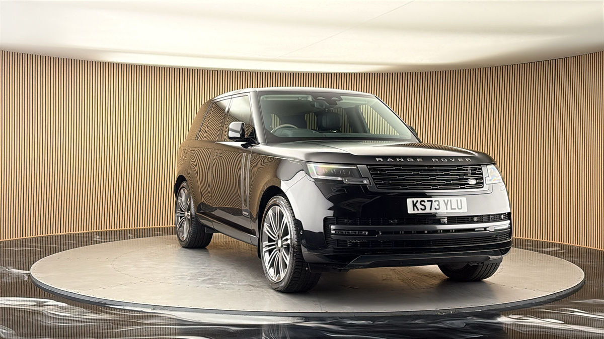 More views of Land Rover Range Rover