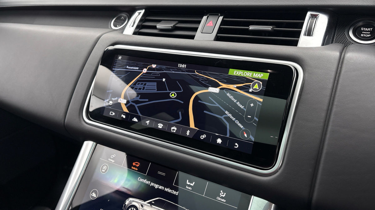 Land Rover Range Rover Sport Image 17