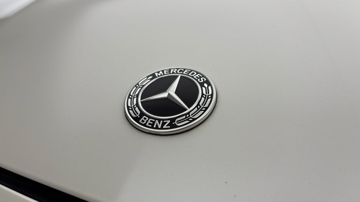 Mercedes-Benz E Class Image 24