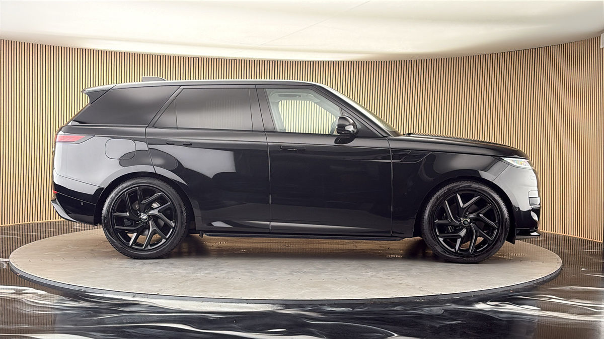 Land Rover Range Rover Sport Image 16