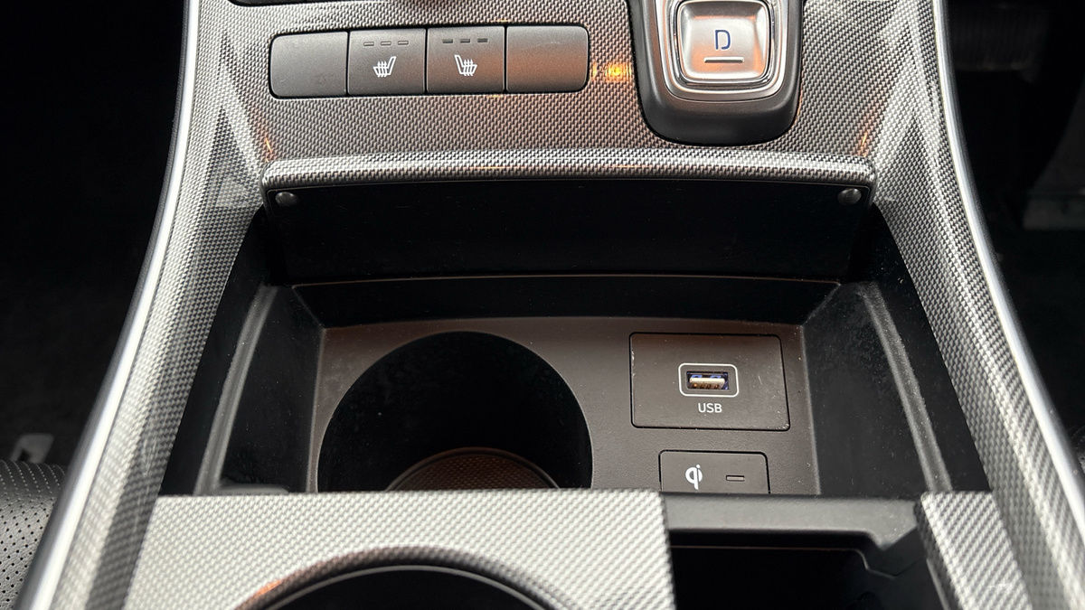 Hyundai Santa Fe Image 28