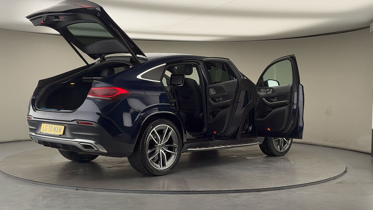 More views of Mercedes-Benz GLE