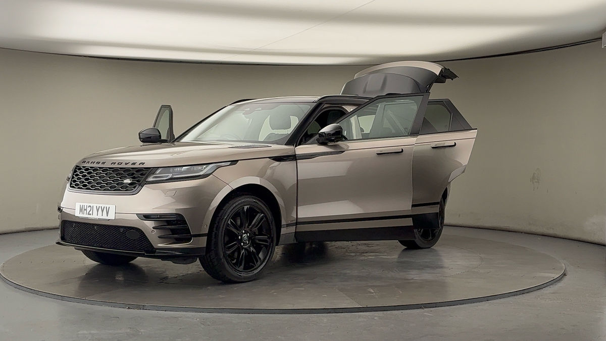 More views of Land Rover Range Rover Velar