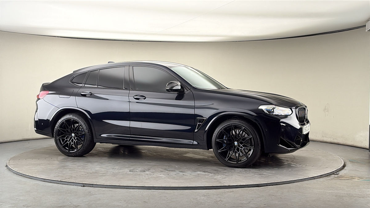 More views of BMW X4 M