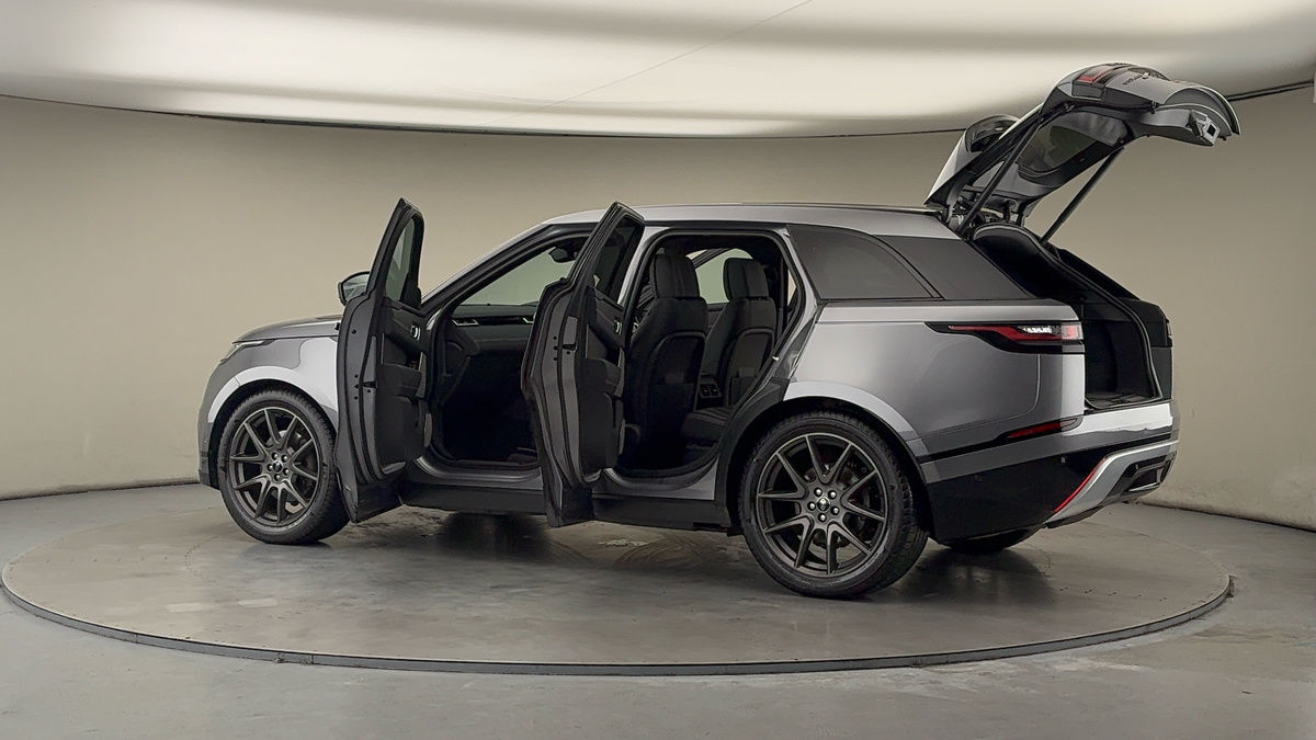 More views of Land Rover Range Rover Velar