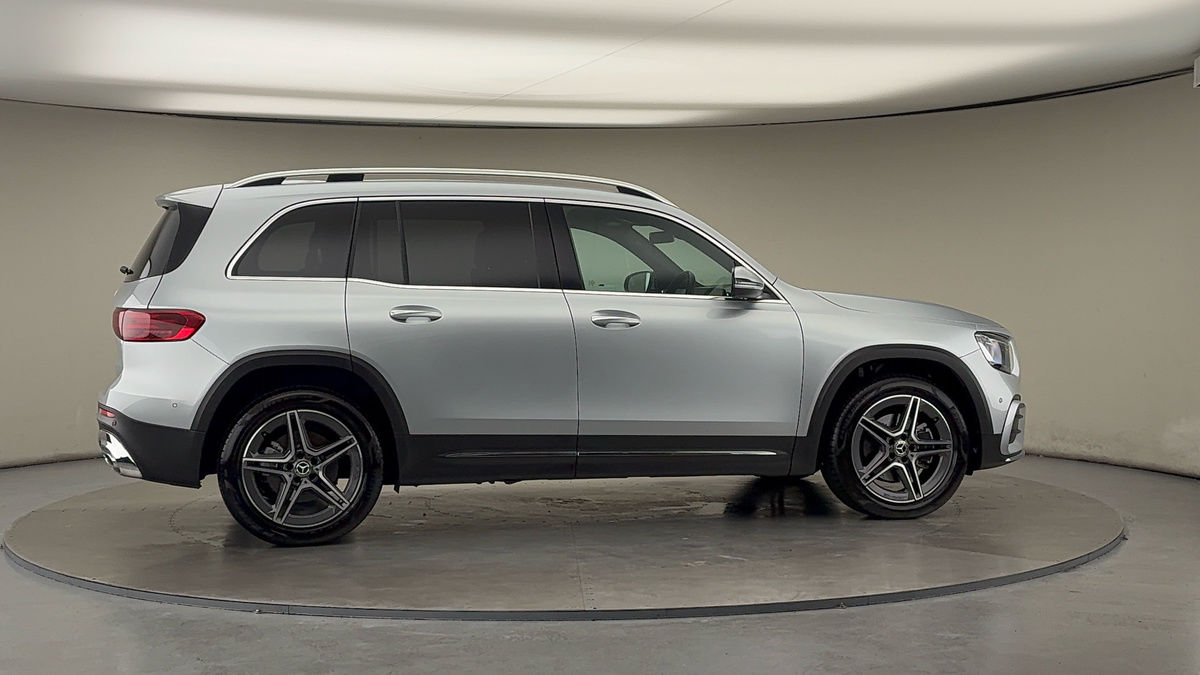 More views of Mercedes-Benz GLB