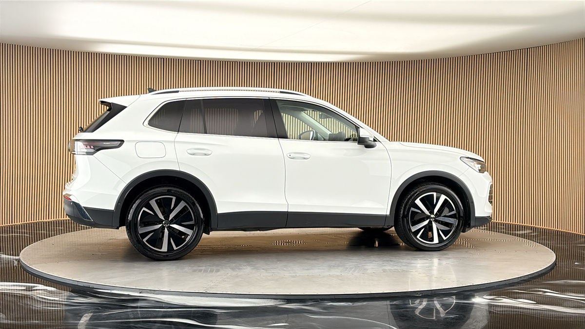 More views of Volkswagen Tiguan