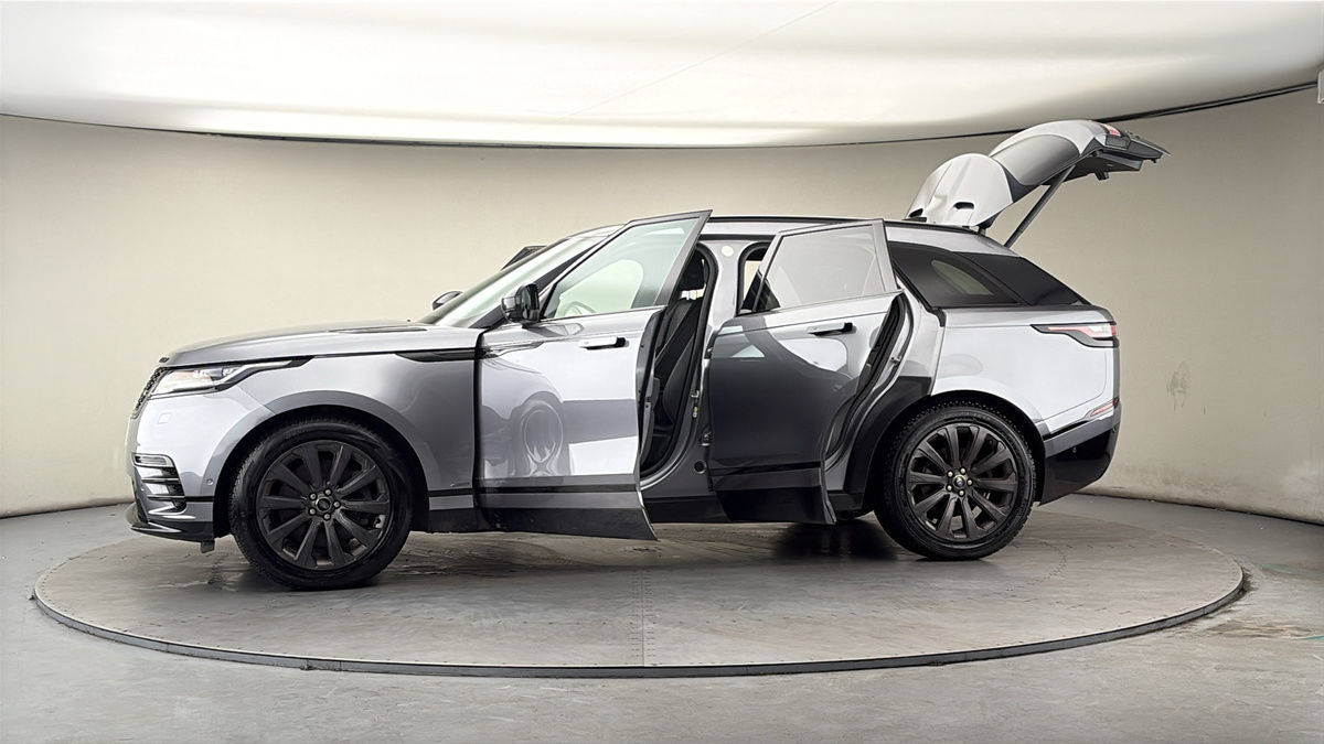 More views of Land Rover Range Rover Velar